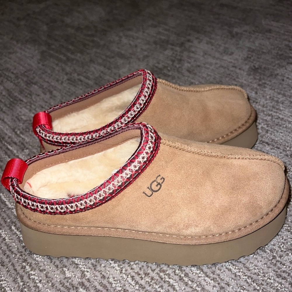 UGG Women's Tazz II sheepskin slippers  tan and red mules